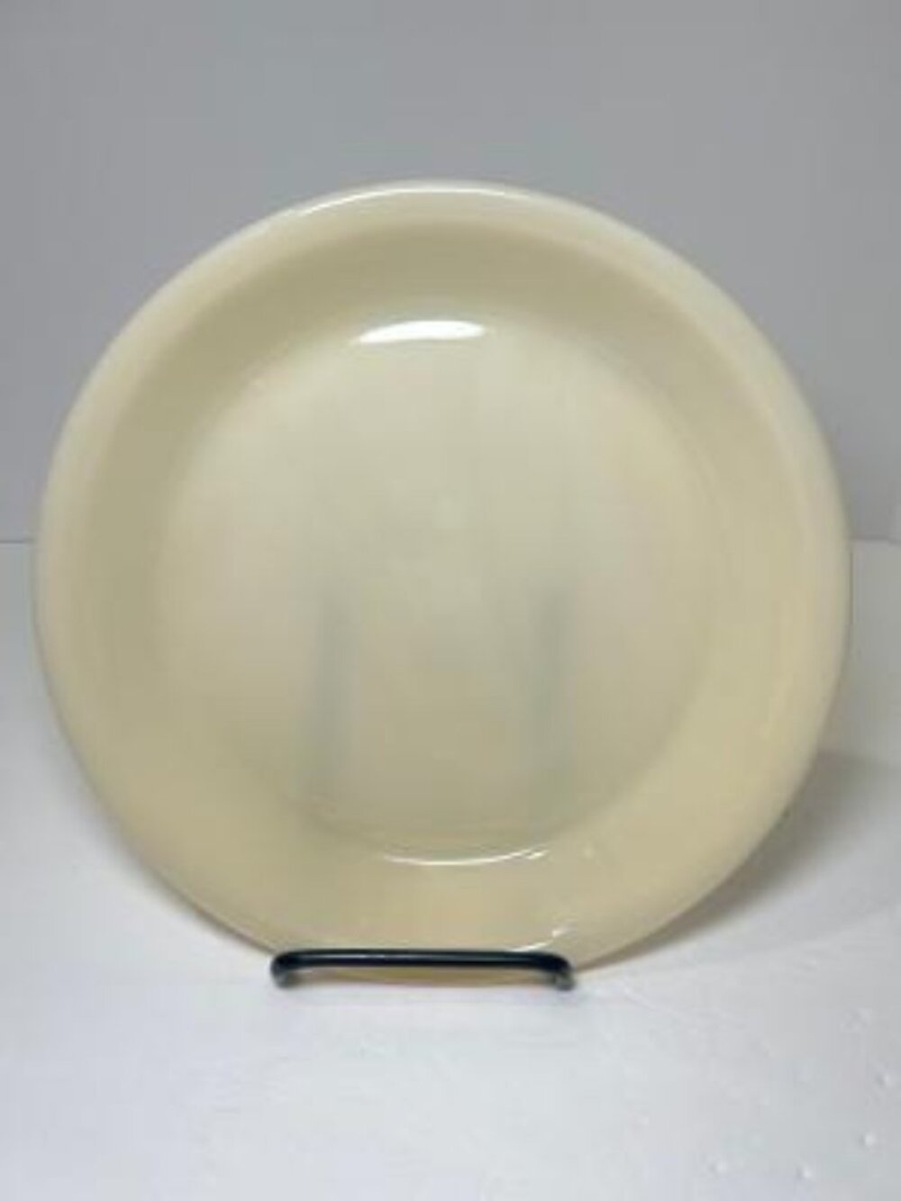 Fire King Ivory Glass Round Pie Plate Dish Baking Kitchenware Bakeware Vintage